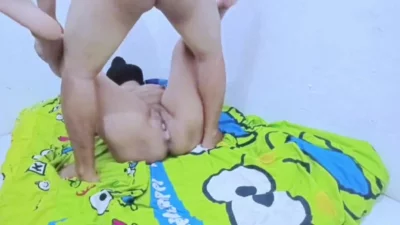 肥熟炮友激情做爱体外射精2，精液狂喷一身